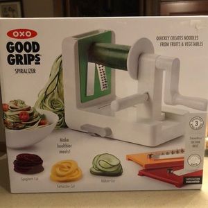Good grips table top spiralizer new in box